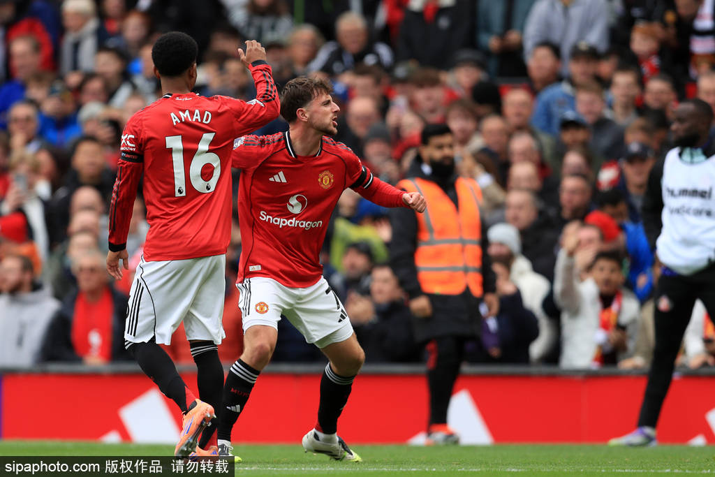 足球曝足坛巨星可能无缘世界杯，伤病加重