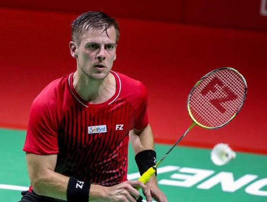 在双打上的 在双打上的