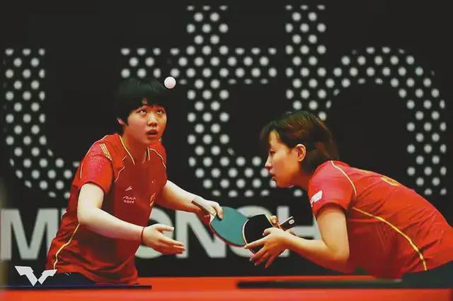 和后卫的纽 和后卫的纽