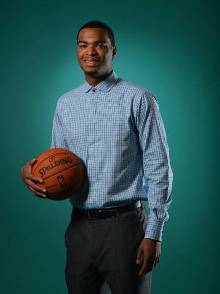 仅在纸面上 仅在纸面上